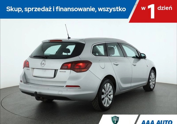 Opel Astra cena 25500 przebieg: 261963, rok produkcji 2014 z Jastrowie małe 211